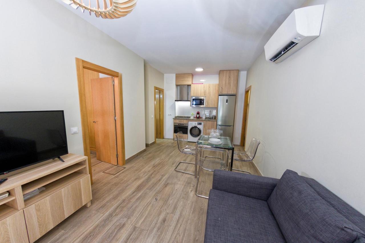 Apartamentos Onnight Malaga Exterior photo