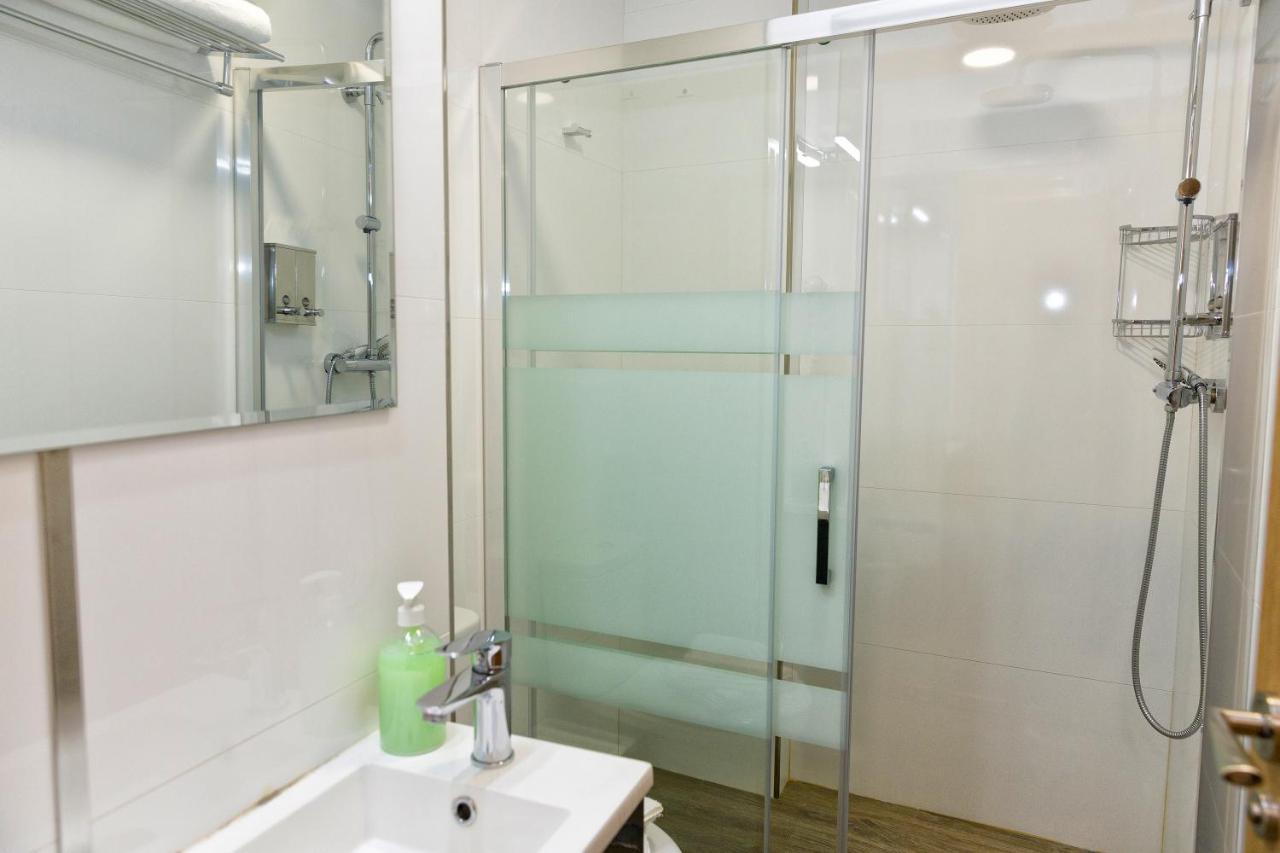 Apartamentos Onnight Malaga Exterior photo