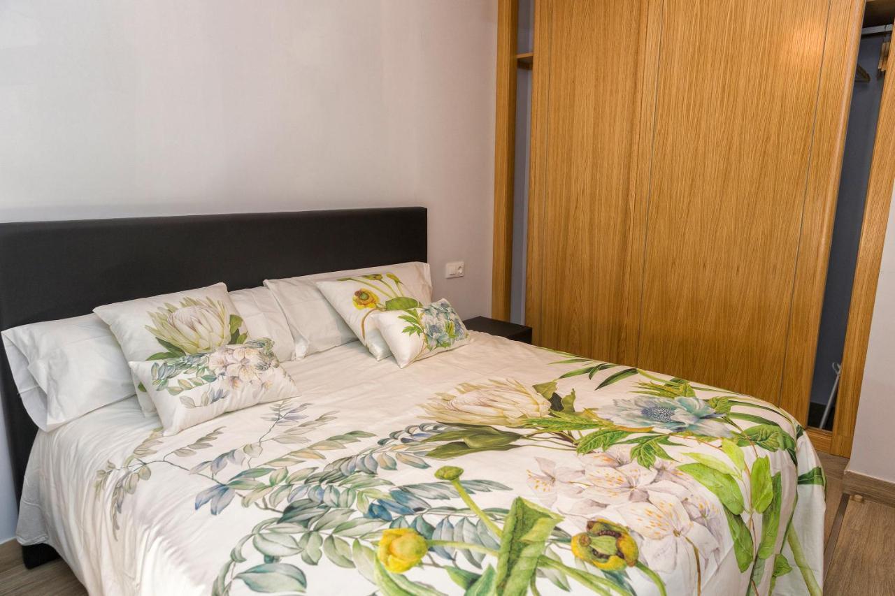 Apartamentos Onnight Malaga Exterior photo