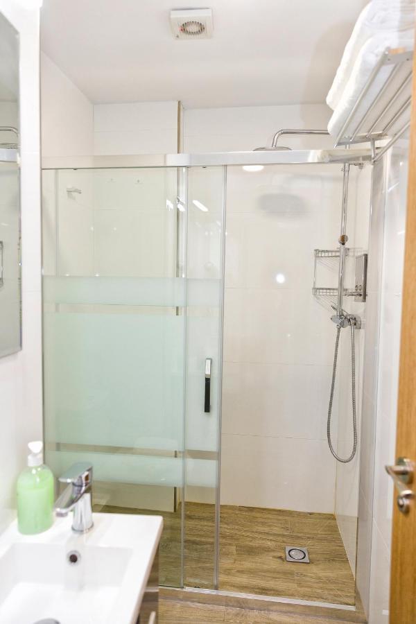 Apartamentos Onnight Malaga Exterior photo